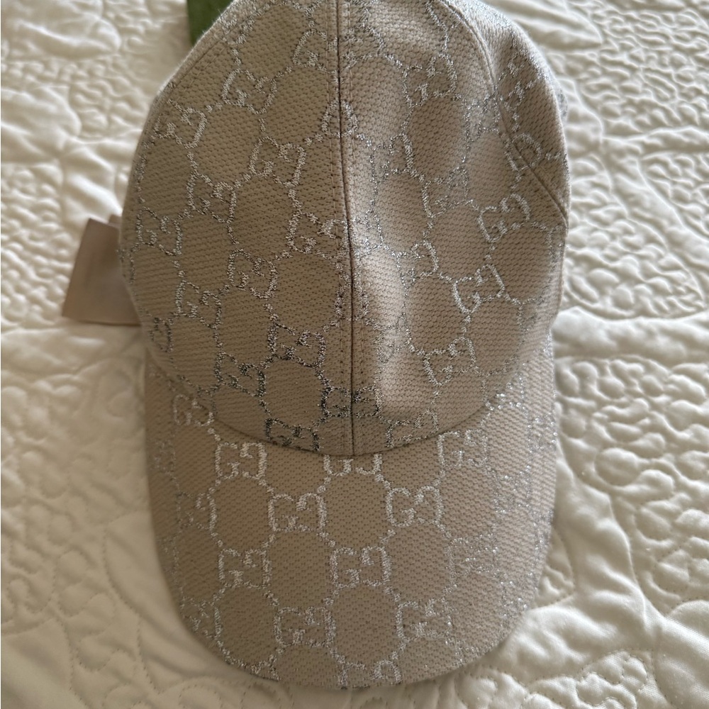 Gucci GG Beige and silver  Cap